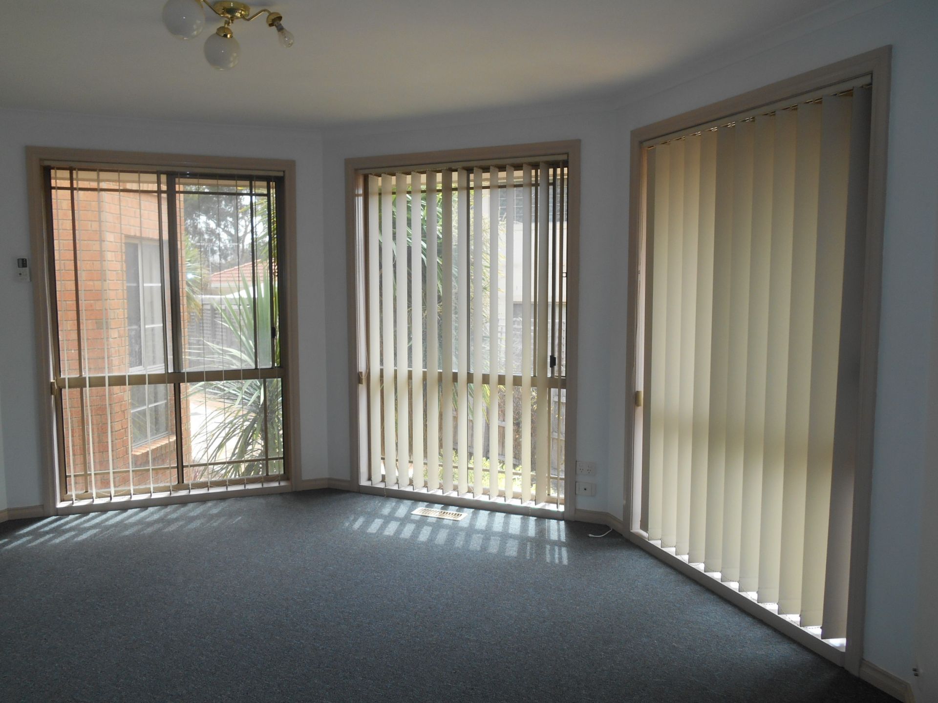 3 BEDROOM HOME IN A QUIET LOCATION