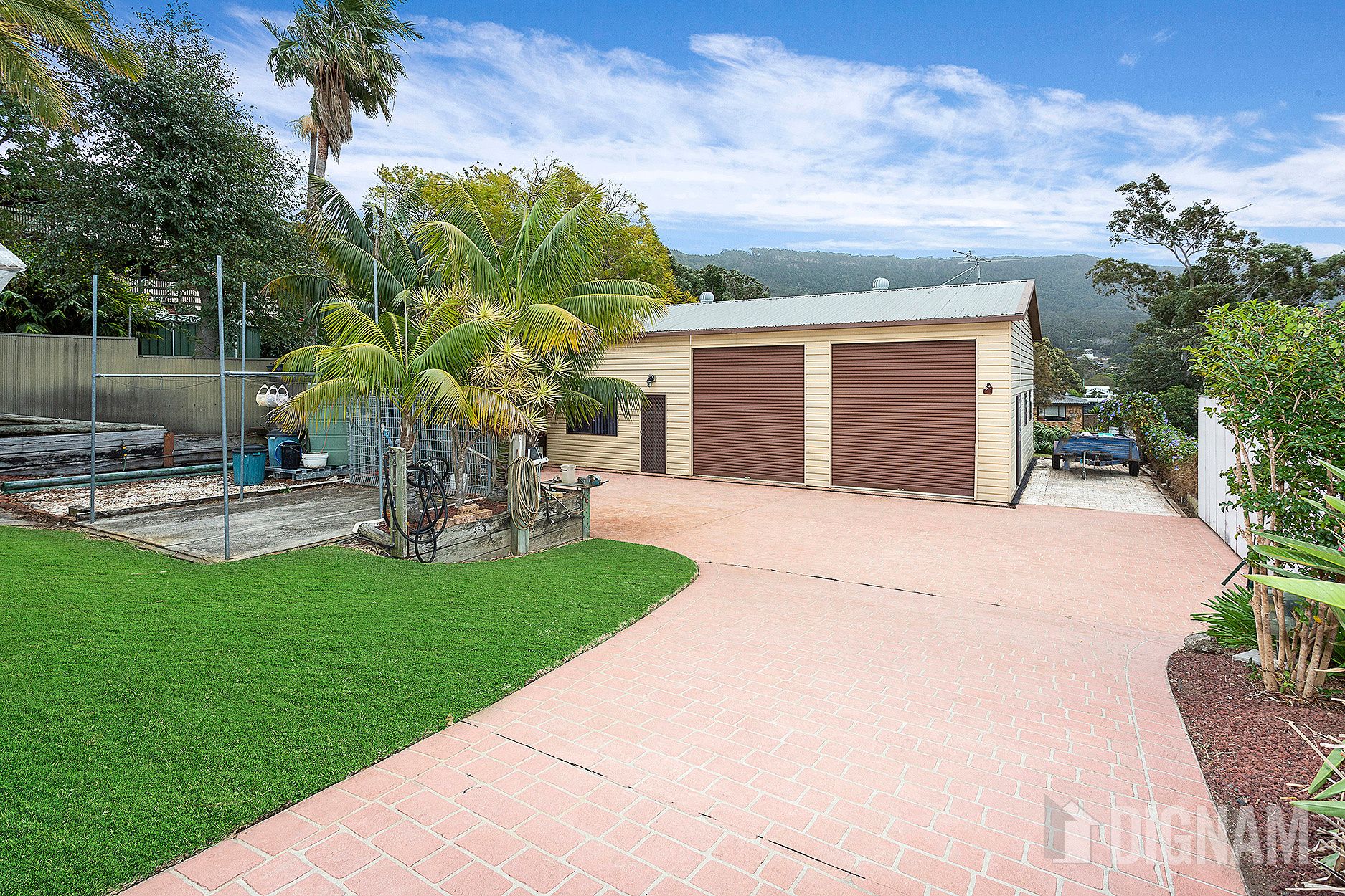 77 Princes Highway, Thirroul NSW