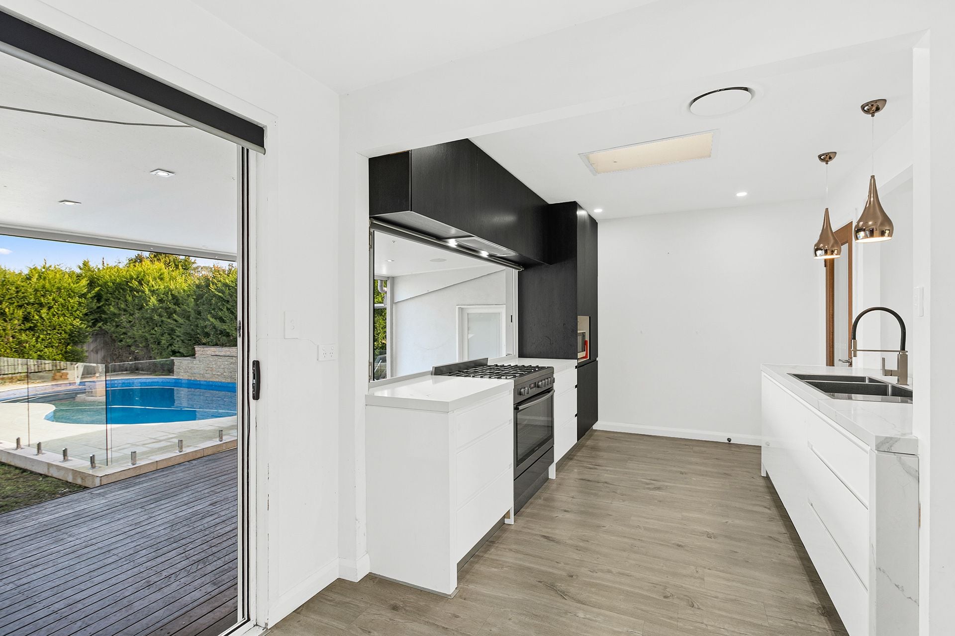 12 Glencorse Avenue Milperra NSW, Milperra - Thumbnail 2