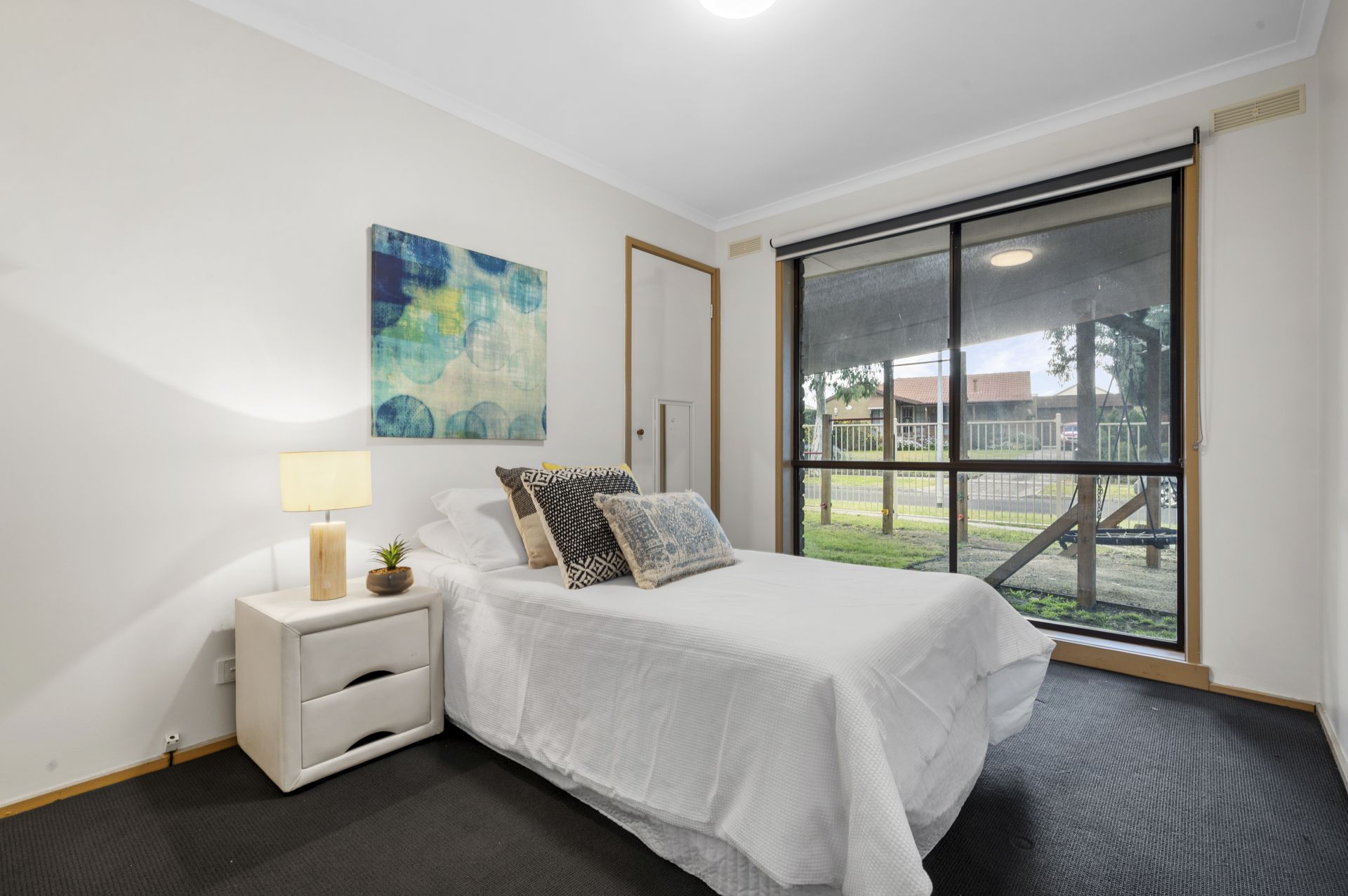 DUAL LIVING -  4 BEDROOMS, 2 BATHROOMS FAMILY HOME