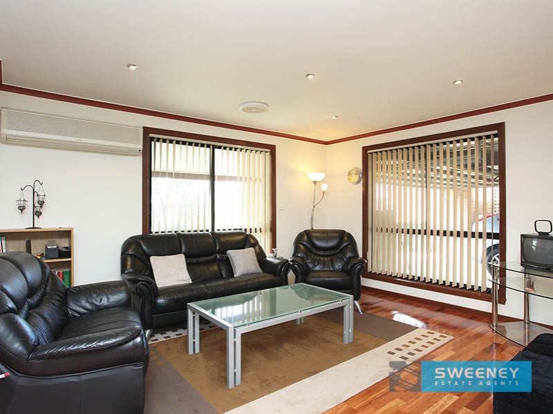 1 Yolanta Court, Seabrook - Thumbnail 4