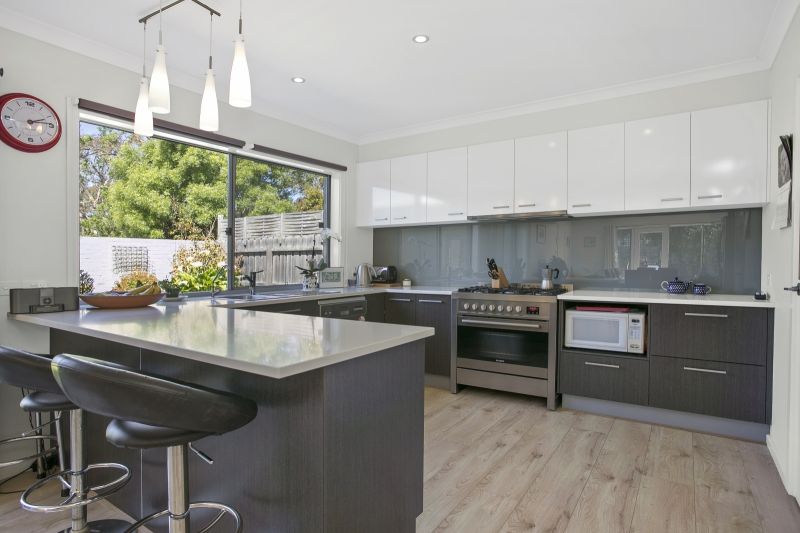 2/7 Watkin Street Ocean Grove VIC, Ocean Grove - Thumbnail 3