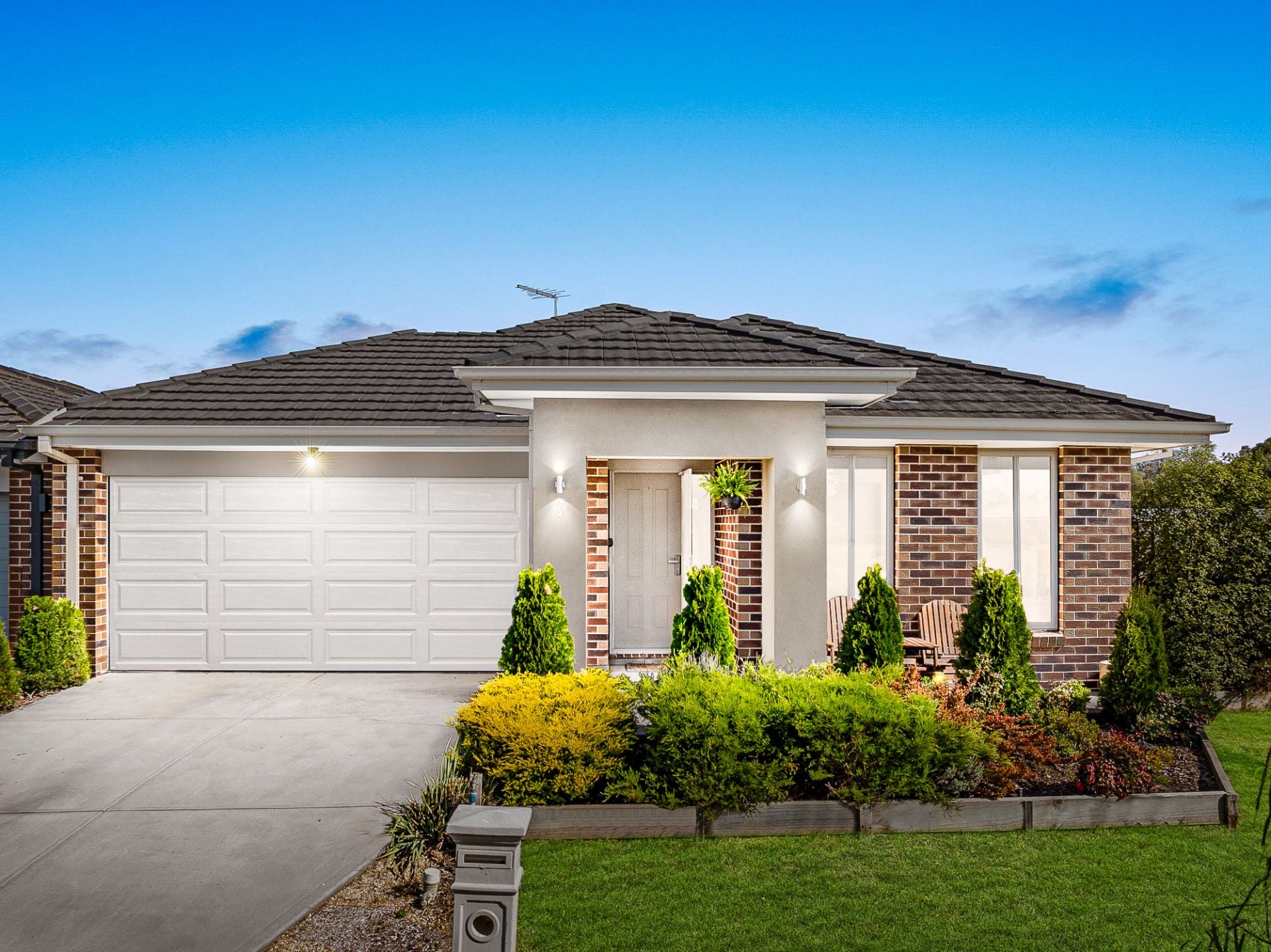 Charming, Low-Maintenance Living in a Peaceful Parkside Setting