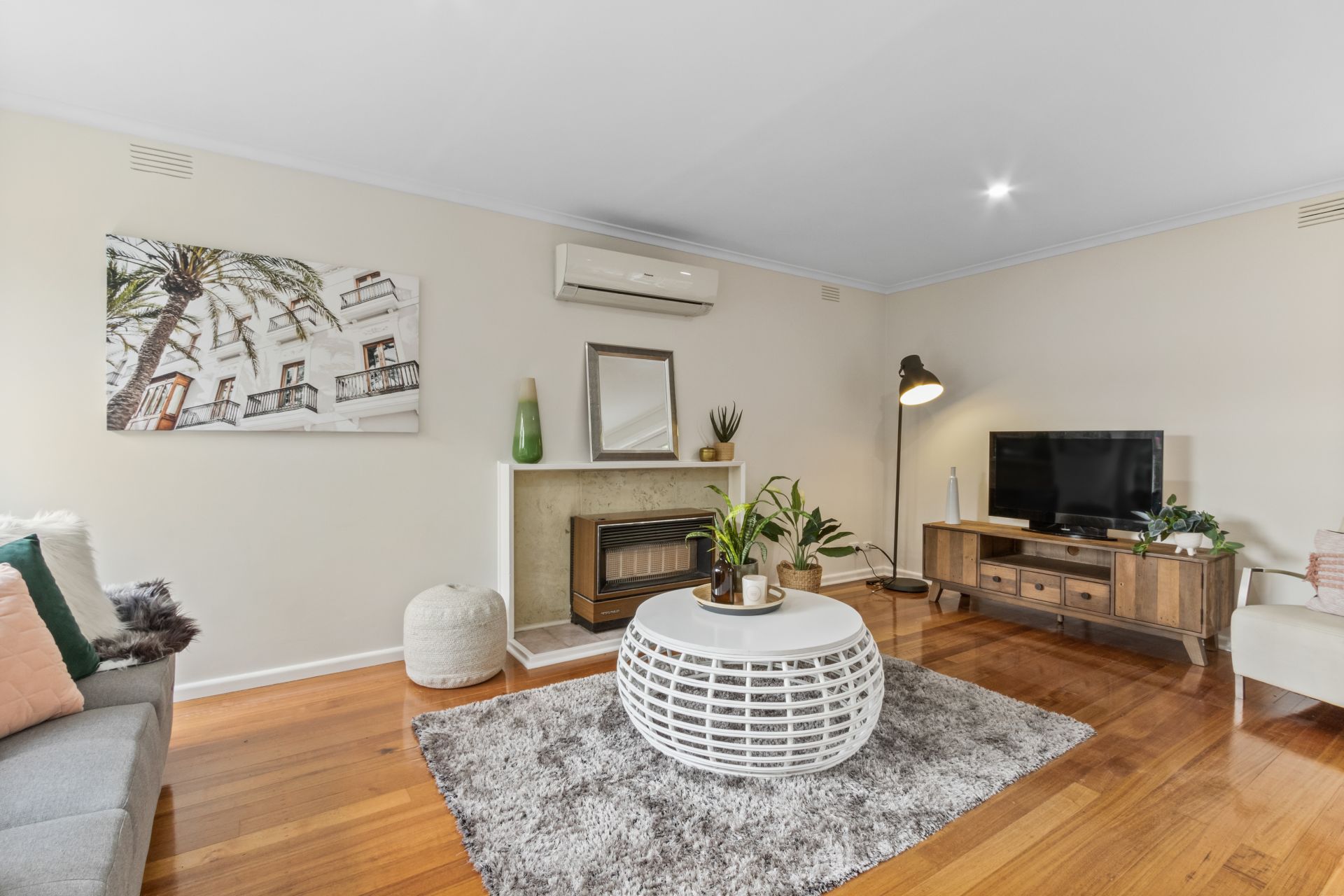 Immaculately Presented Two Bedroom Unit!