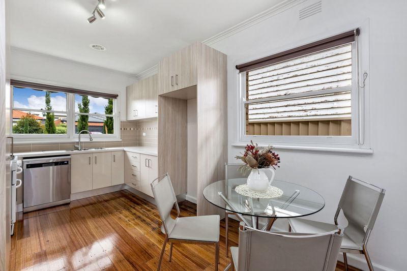 9 Dongola Road, West Footscray - Thumbnail 6