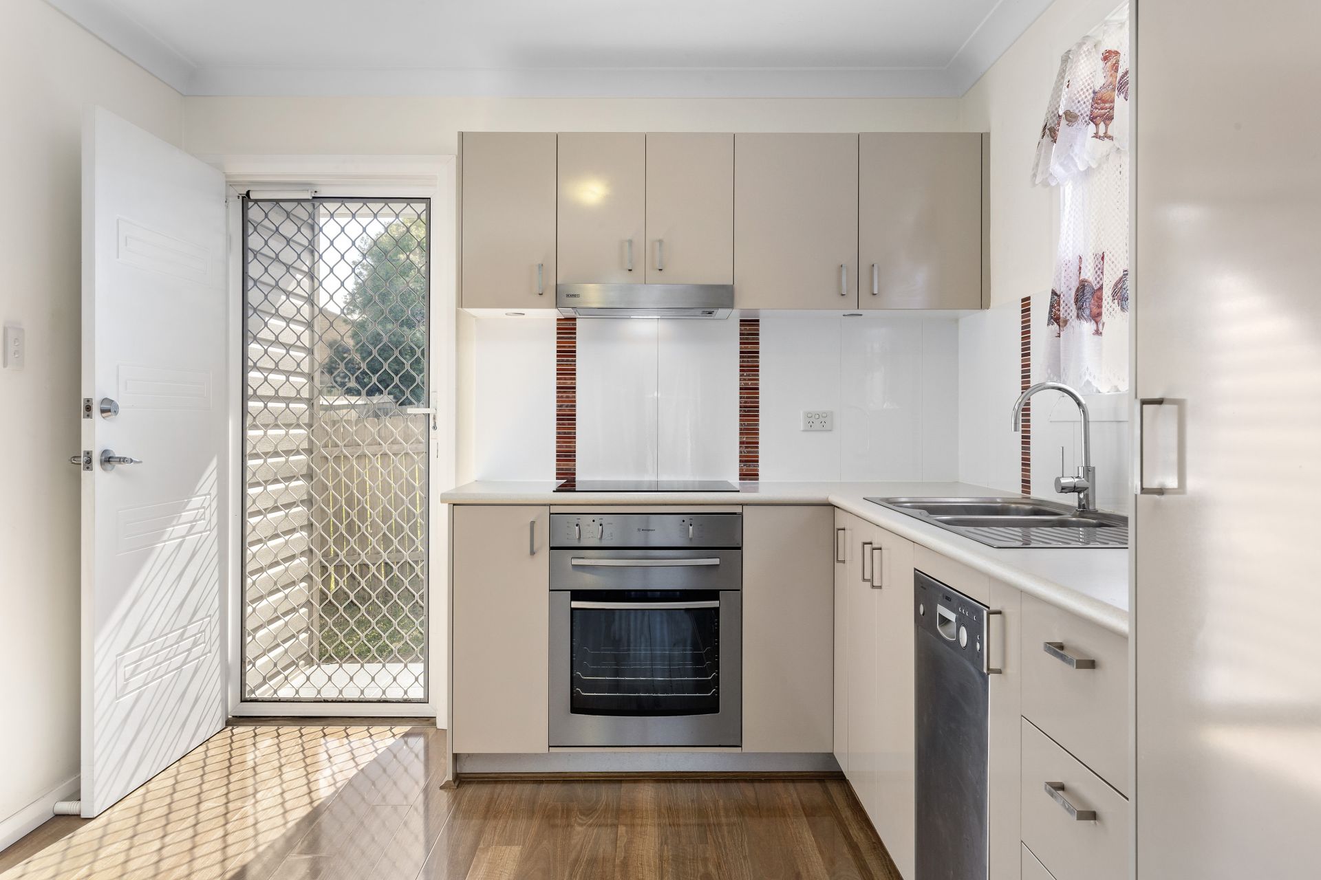 Real Estate For Lease 6a Narrabri Street Quakers Hill , NSW