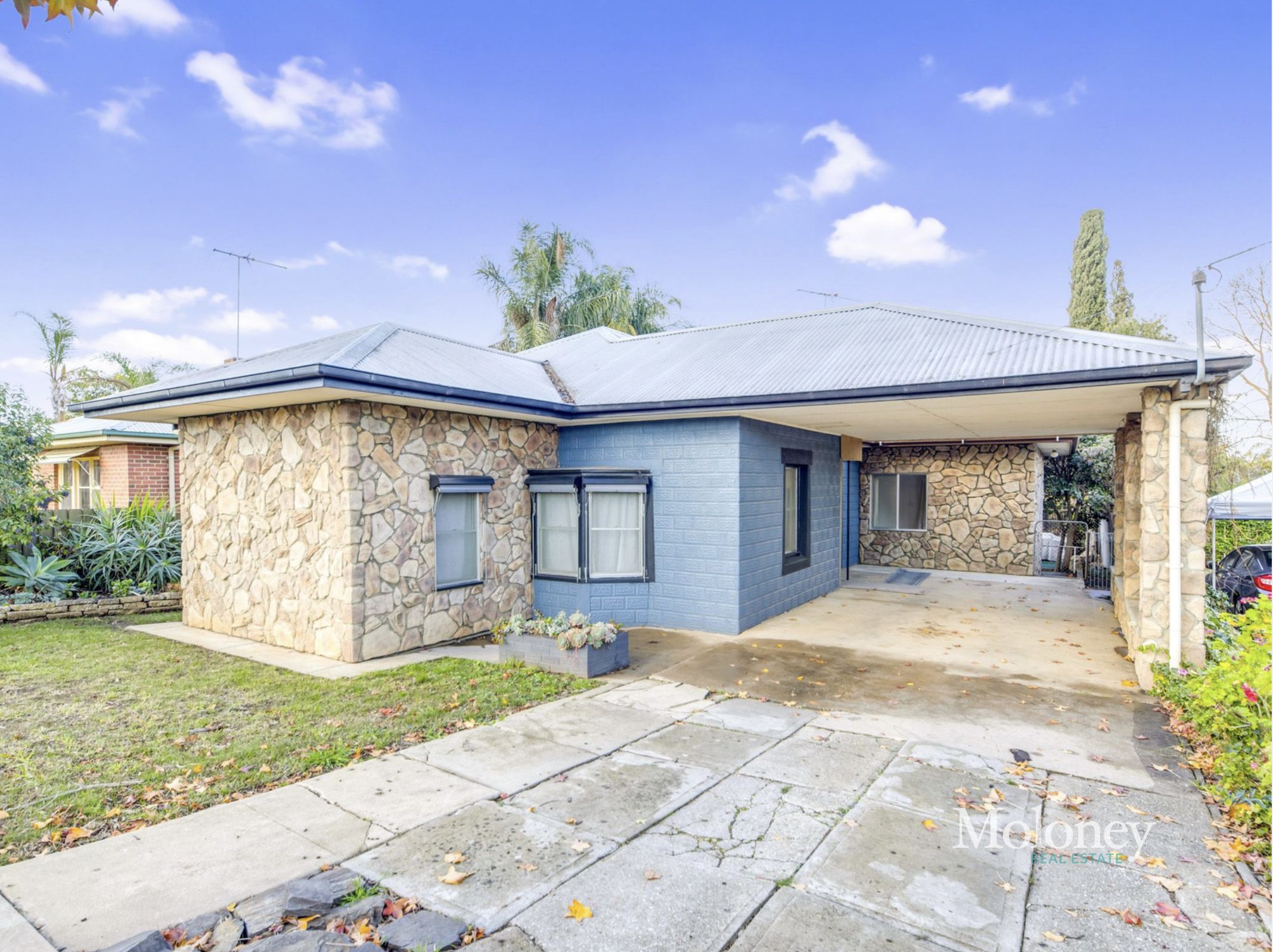 Real Estate For Sale 240 Honour Avenue Corowa , NSW