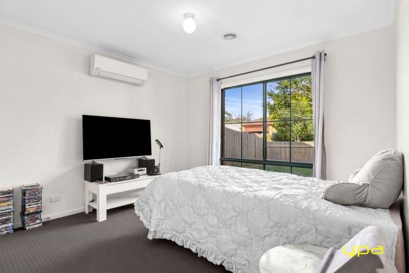 37 McGuigan Drive Cranbourne West VIC, Cranbourne West - Thumbnail 6