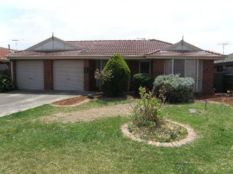 19 Mirabella Close, Werribee VIC