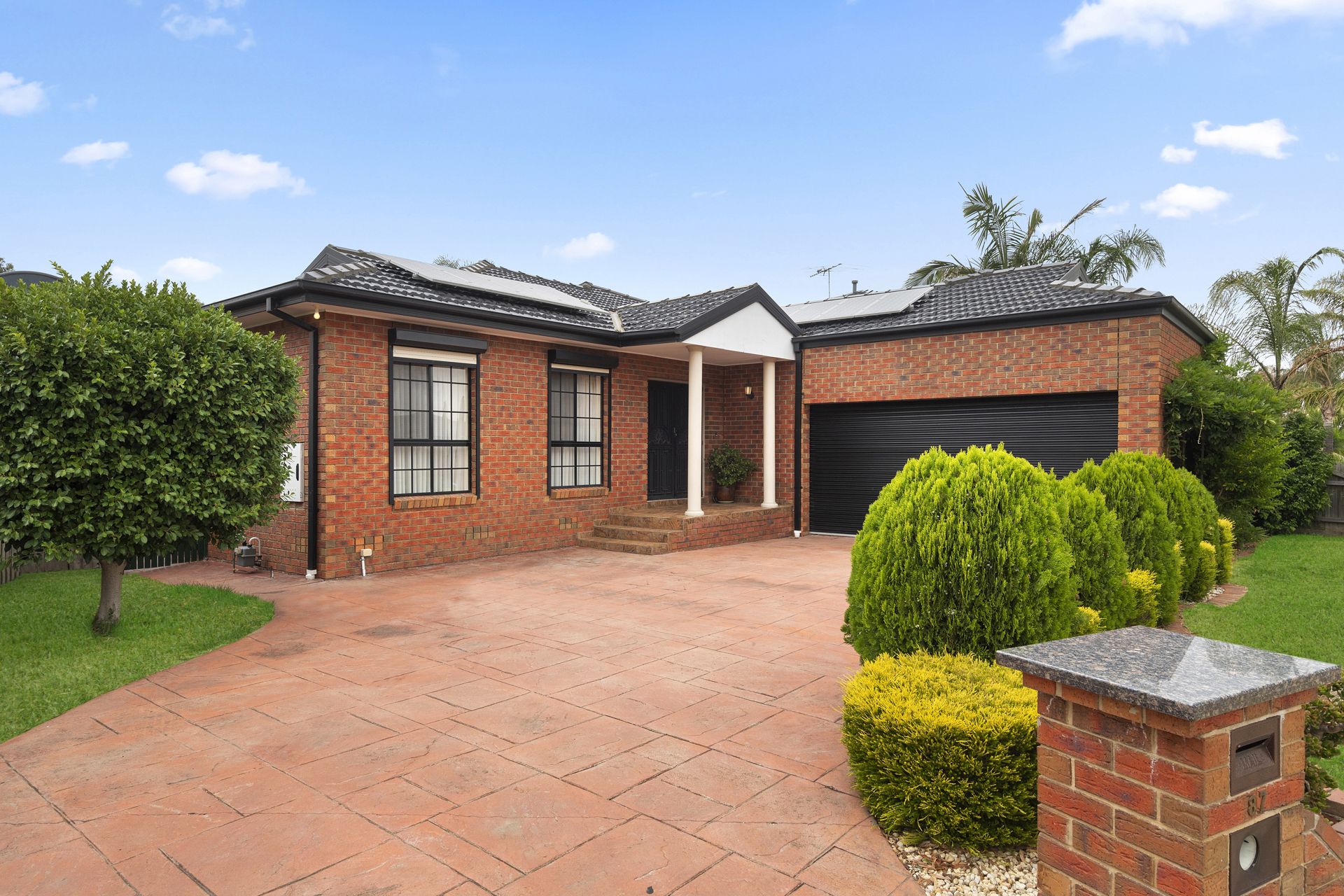 Real Estate For Sale 87 Parklands Drive Thomastown , VIC