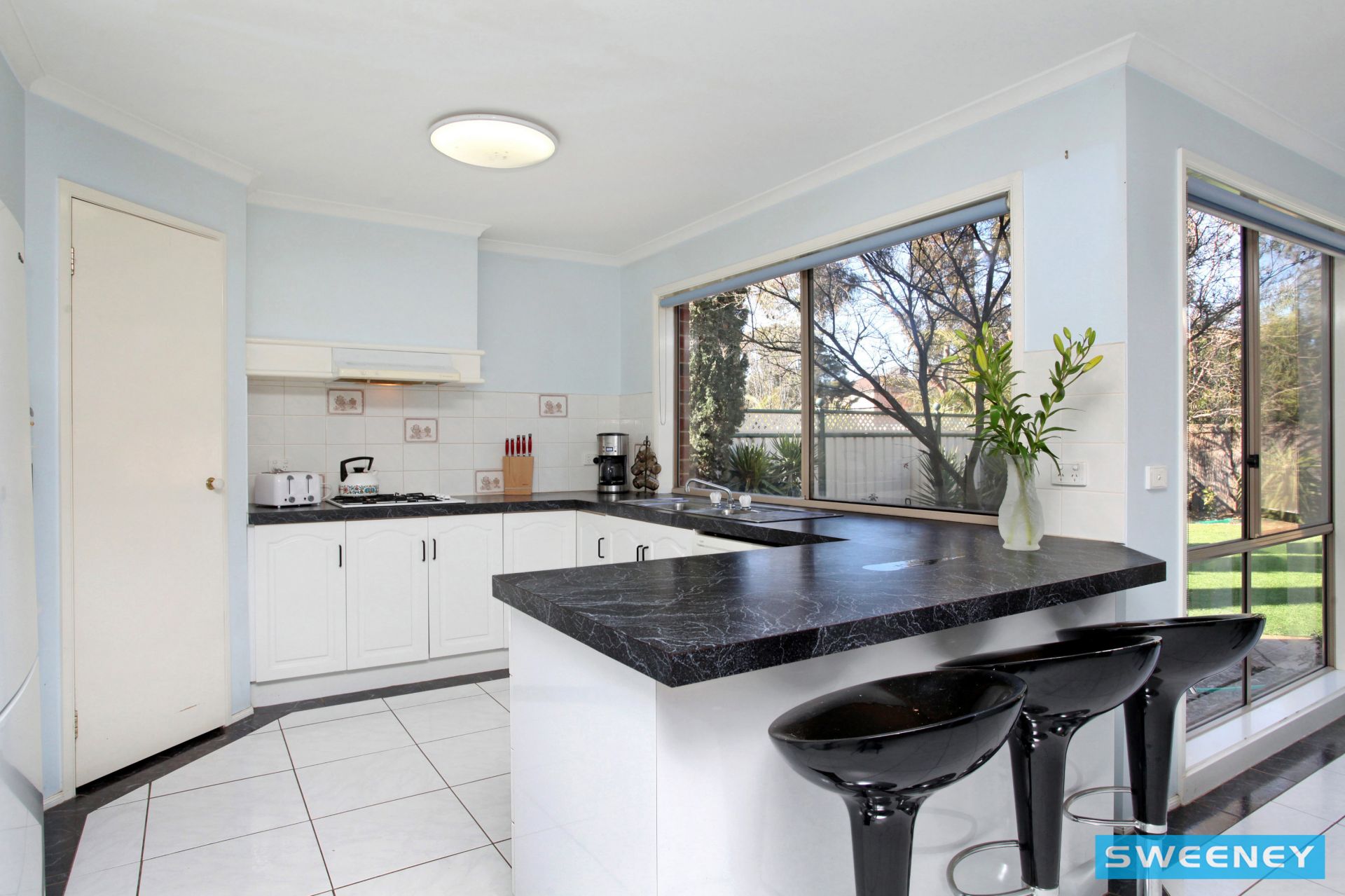 6 King Circuit, Caroline Springs - Thumbnail 4