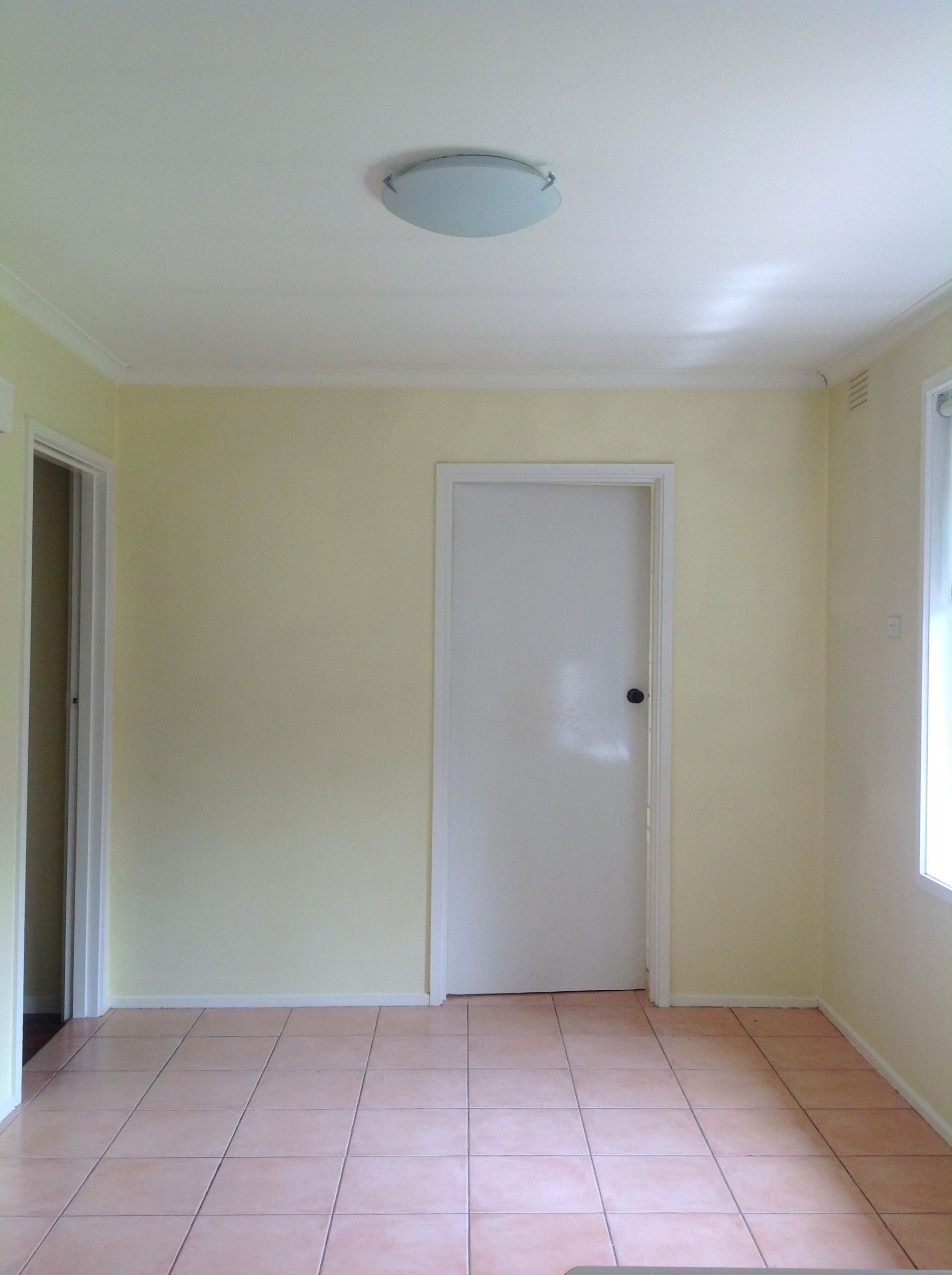 NEAT & COMPLETE PACKAGE !!!  ***Gardener Included***