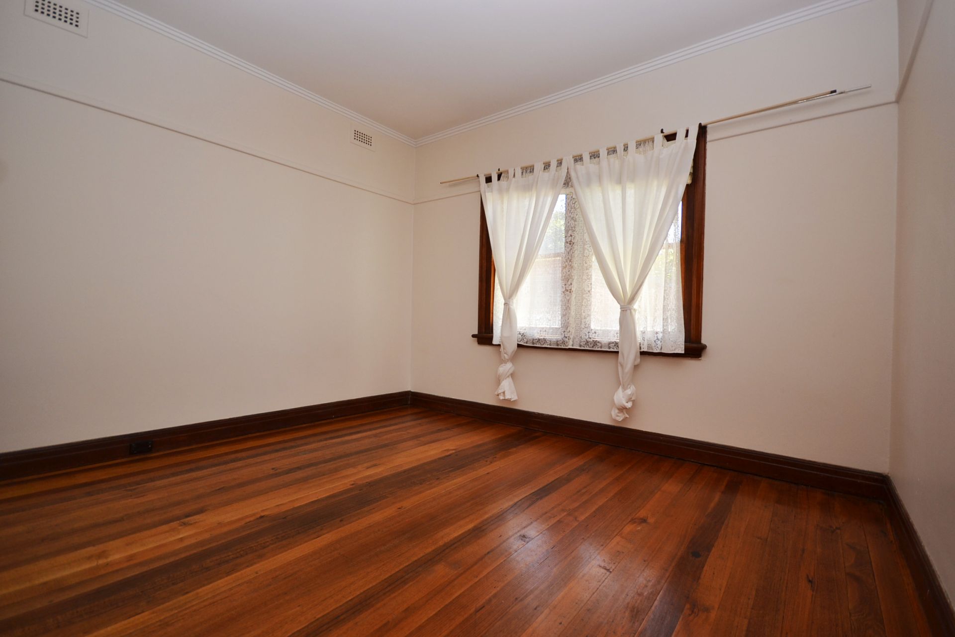 A SPACIOUS 2 BEDROOM HOUSE TO CALL HOME