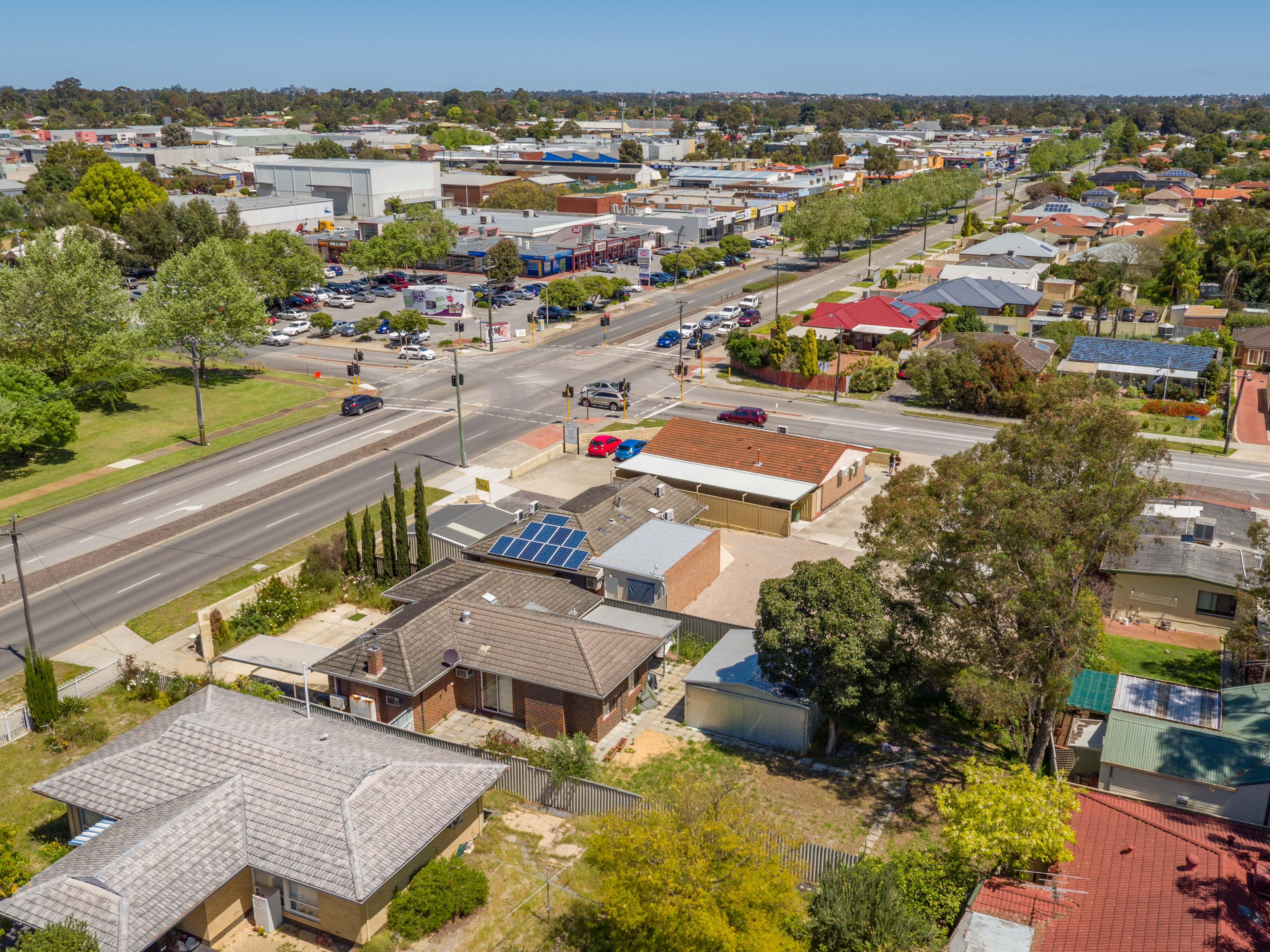 Real Estate For Sale 2/210 High Road Riverton , WA