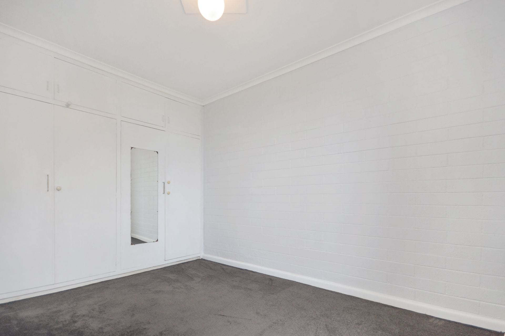 Chich one-bedroom on High