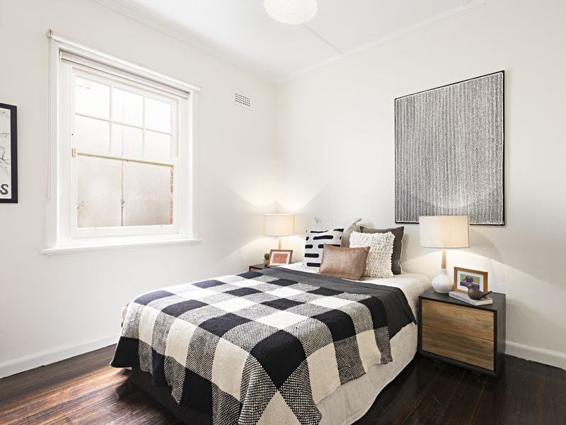 13 Marlborough Street, St Kilda East - Thumbnail 7