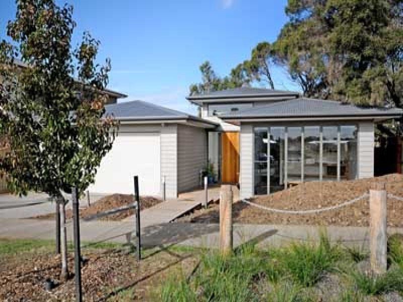 31 Seabank Drive BARWON HEADS VIC, Barwon Heads - Thumbnail 2