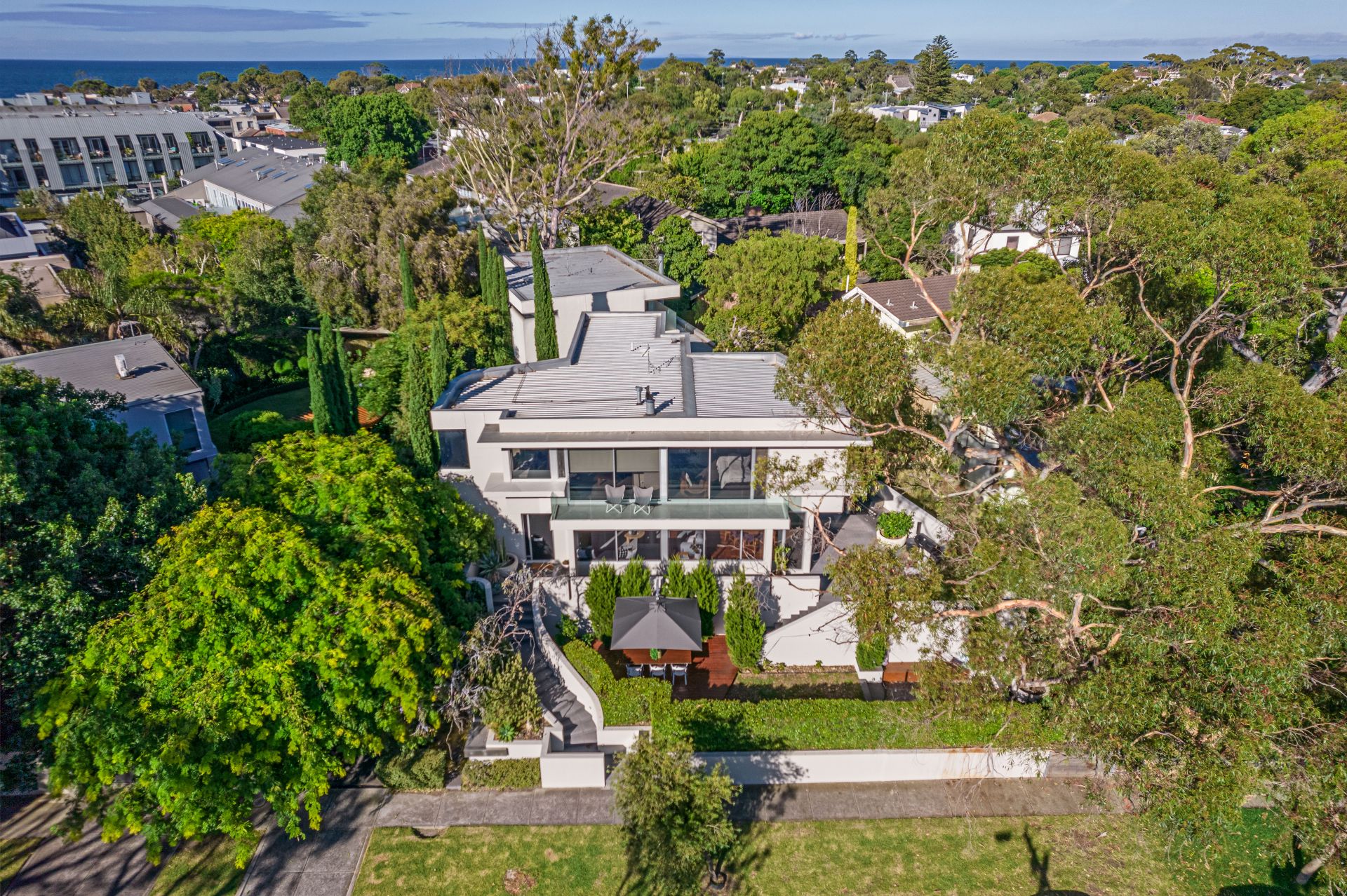 Kay & Burton 1 Banksia Avenue, Beaumaris