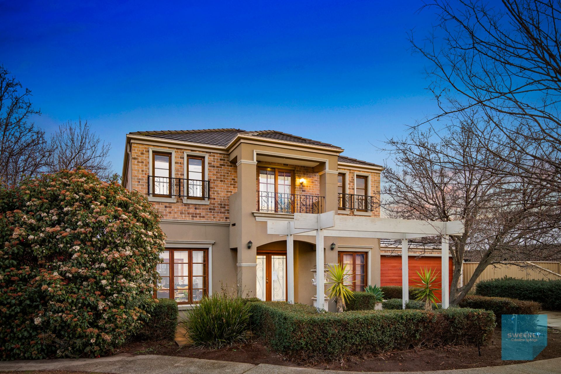 6 Selwyn Close, Caroline Springs - Thumbnail 2