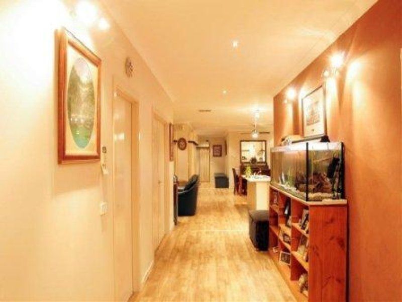 55 Dunkirk Drive, Point Cook - Thumbnail 5