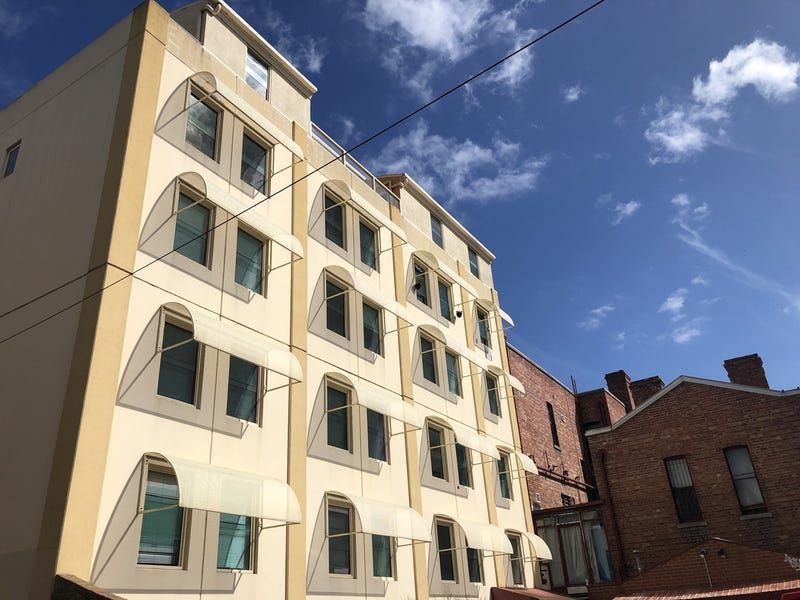 202/70 Queensberry Street, Carlton - Thumbnail 2