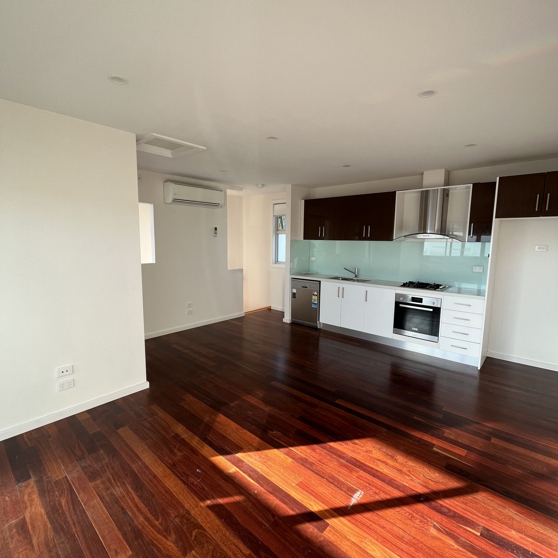 Perfectly presented townhouse!