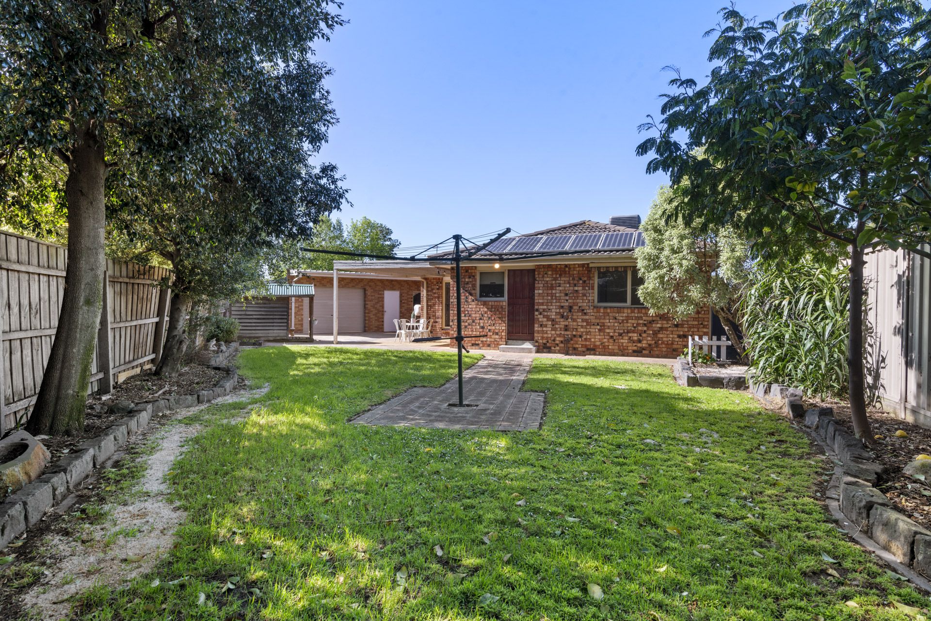 Charming Home in a Quiet Cul-de-Sac