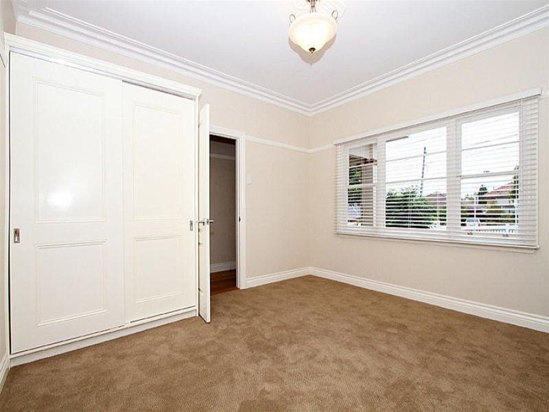 RENOVATED BEAUTY IN A DYNAMIC LOCATION!