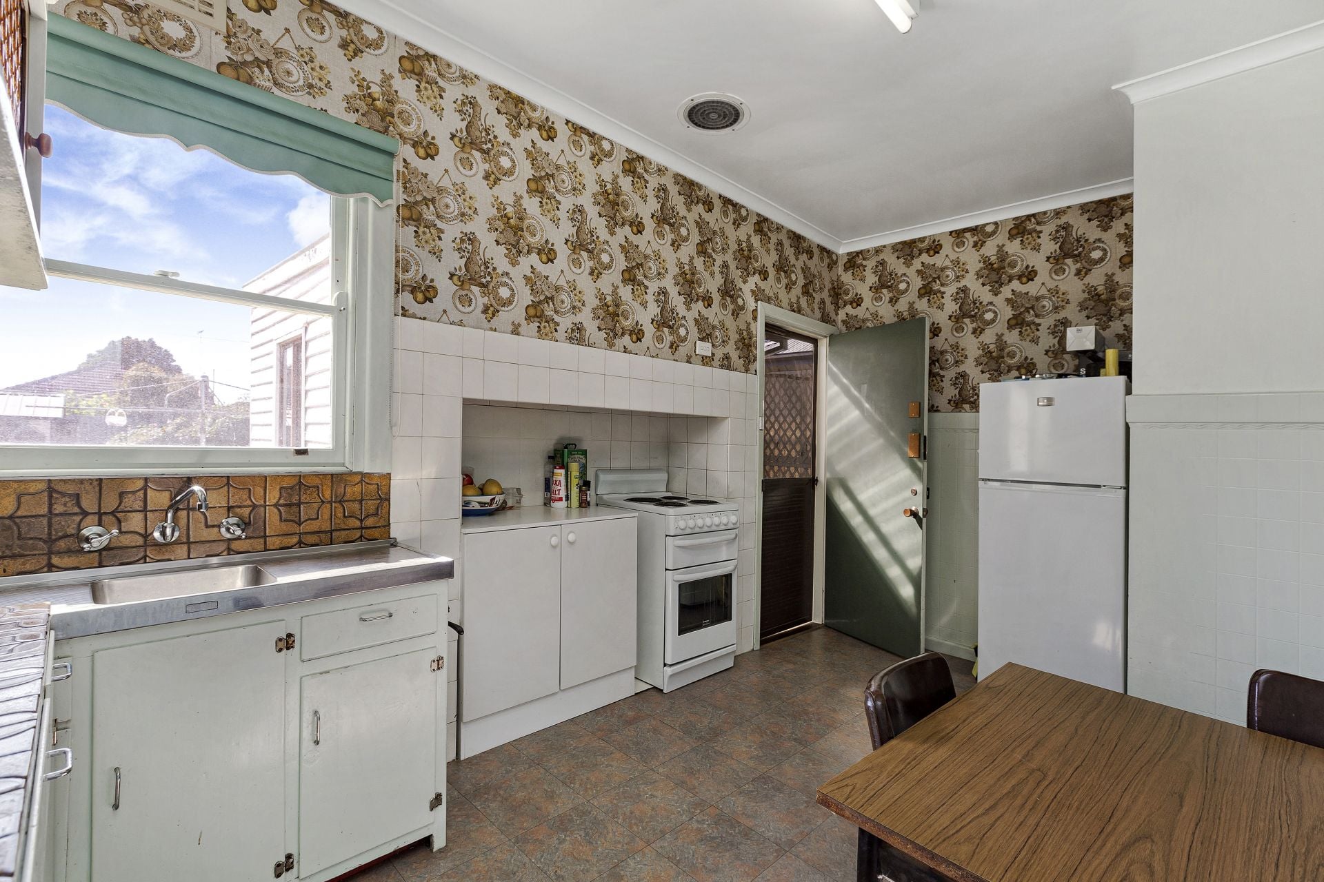 37 Ballard Street, Yarraville - Thumbnail 7