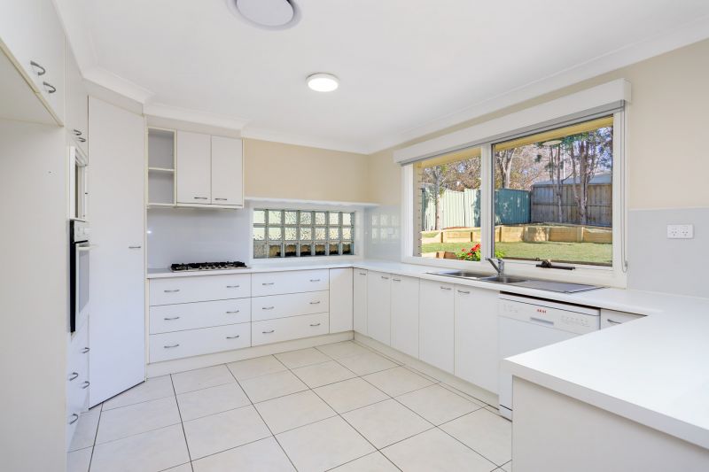 44 White Cedar Drive Castle Hill NSW, Castle Hill - Thumbnail 4