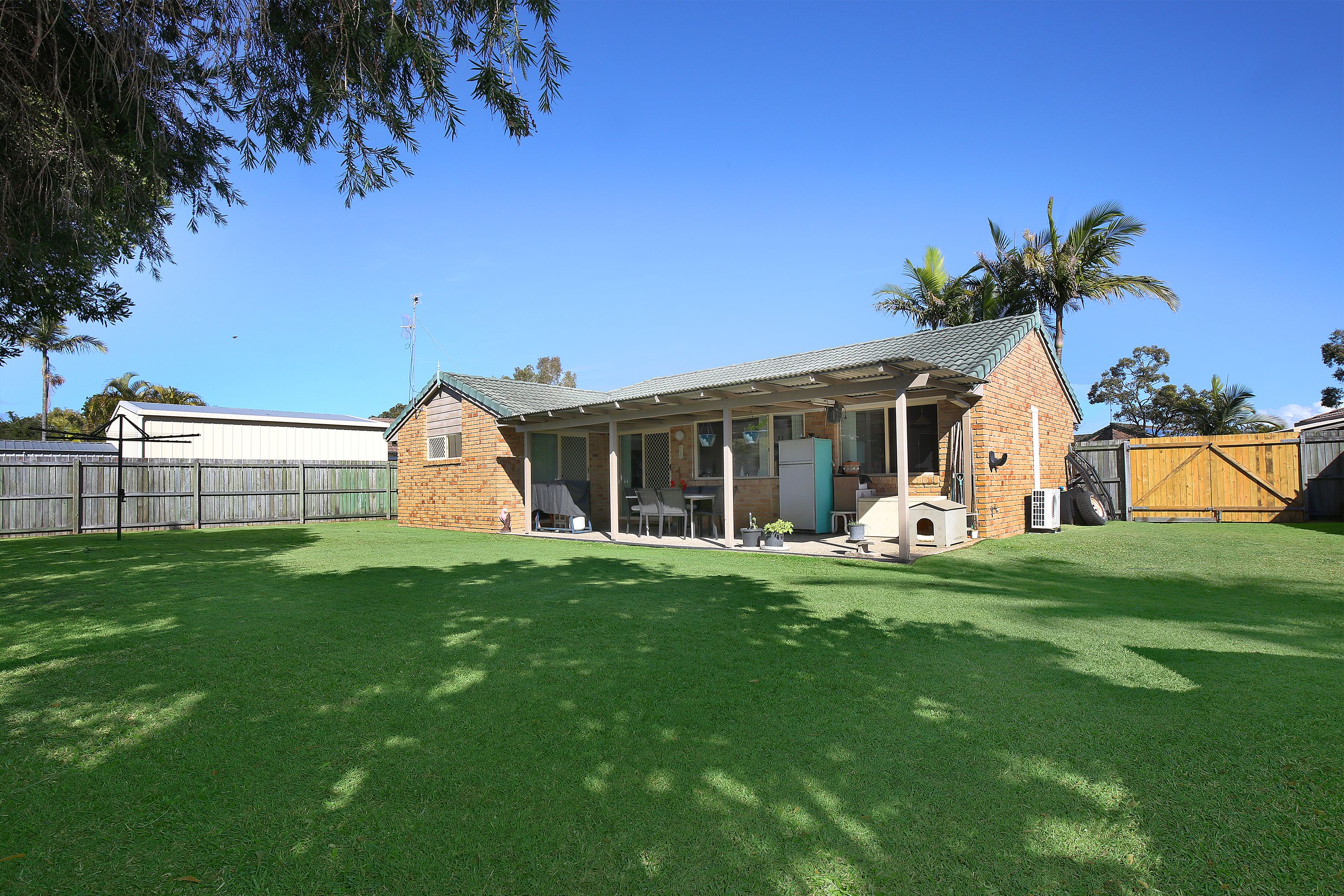 Real Estate For Sale 5 Pennyroyal Circle Currimundi , QLD