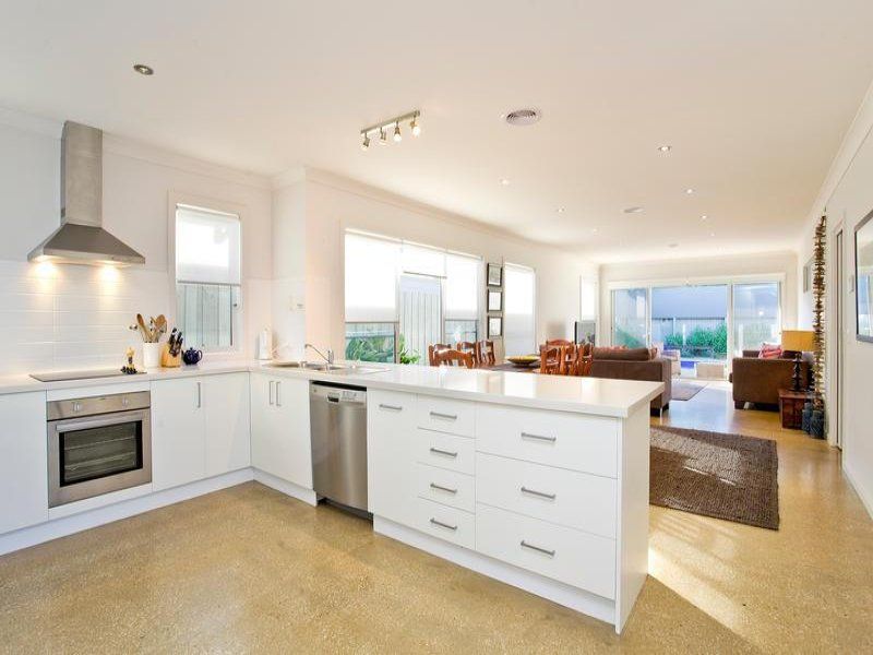 2/58 Golf Links Road BARWON HEADS VIC, Barwon Heads - Thumbnail 7