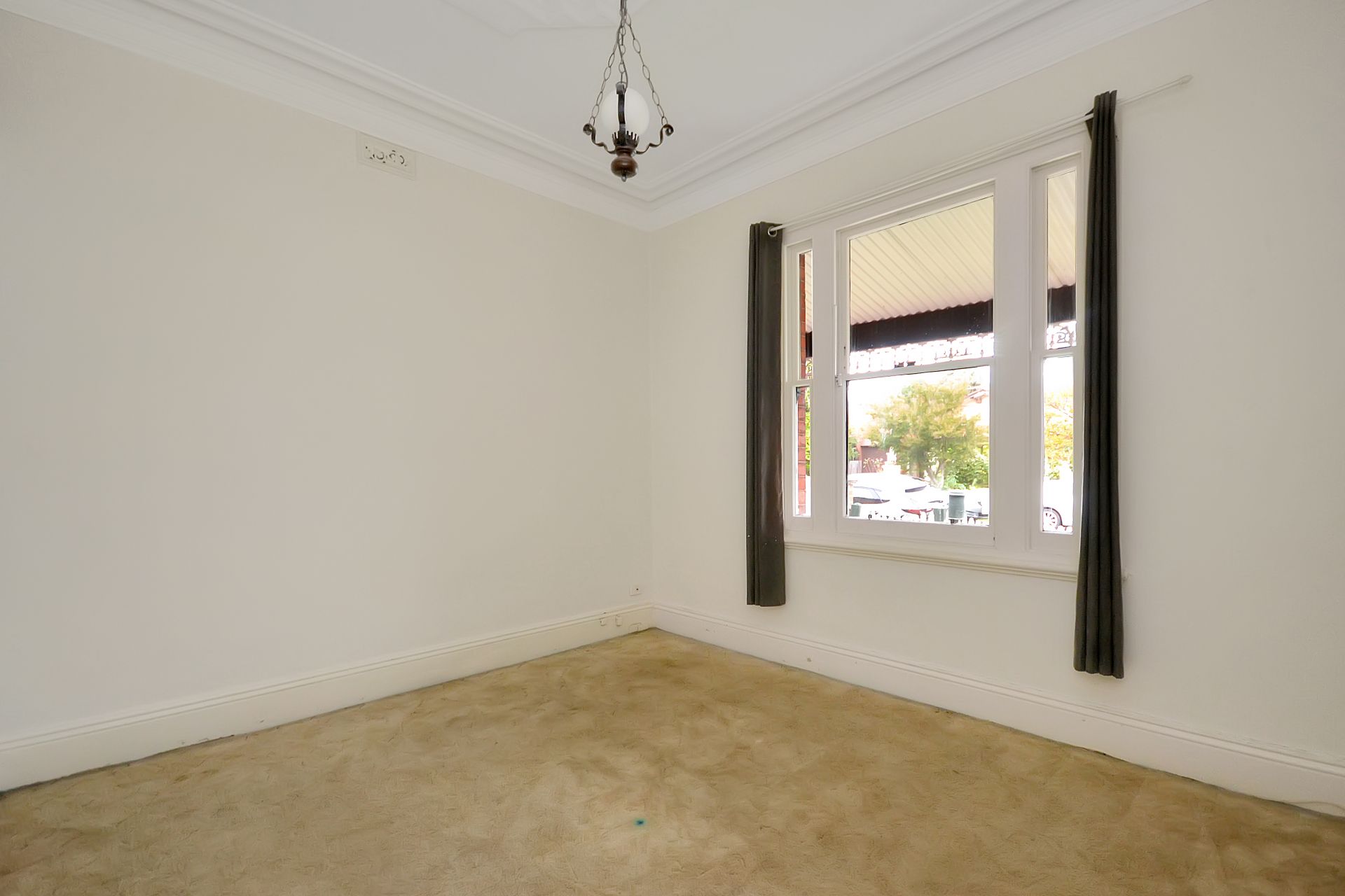 CHARMING TWO BEDROOM DELIGHT