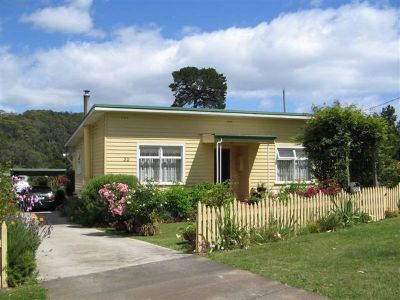 3
 
 
 
  
 
 
 1
 
 
 
  
 
 
 2
 
 
 
 
 
 
 
 30 Torquay Road, LATROBE TAS 7307, Latrobe - Thumbnail 2