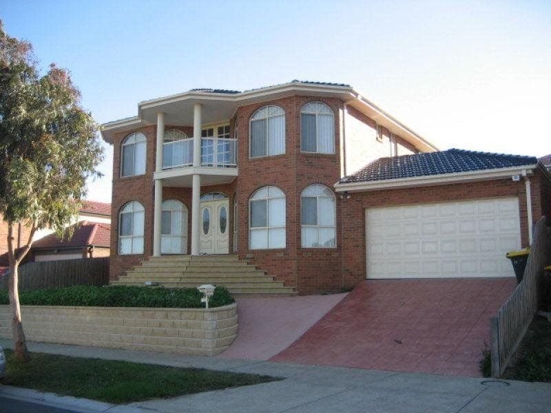 13 Lazar Grove, South Morang