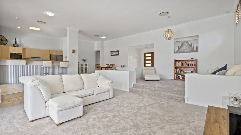 60 Chelsea Crescent, Minyama