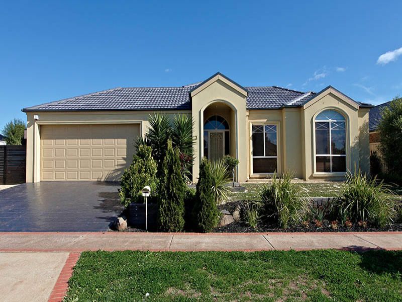3 Finsbury Close, Caroline Springs - Thumbnail 2
