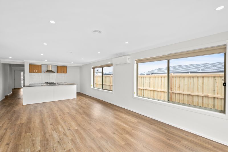 8 Hubbard Street, Wyndham Vale