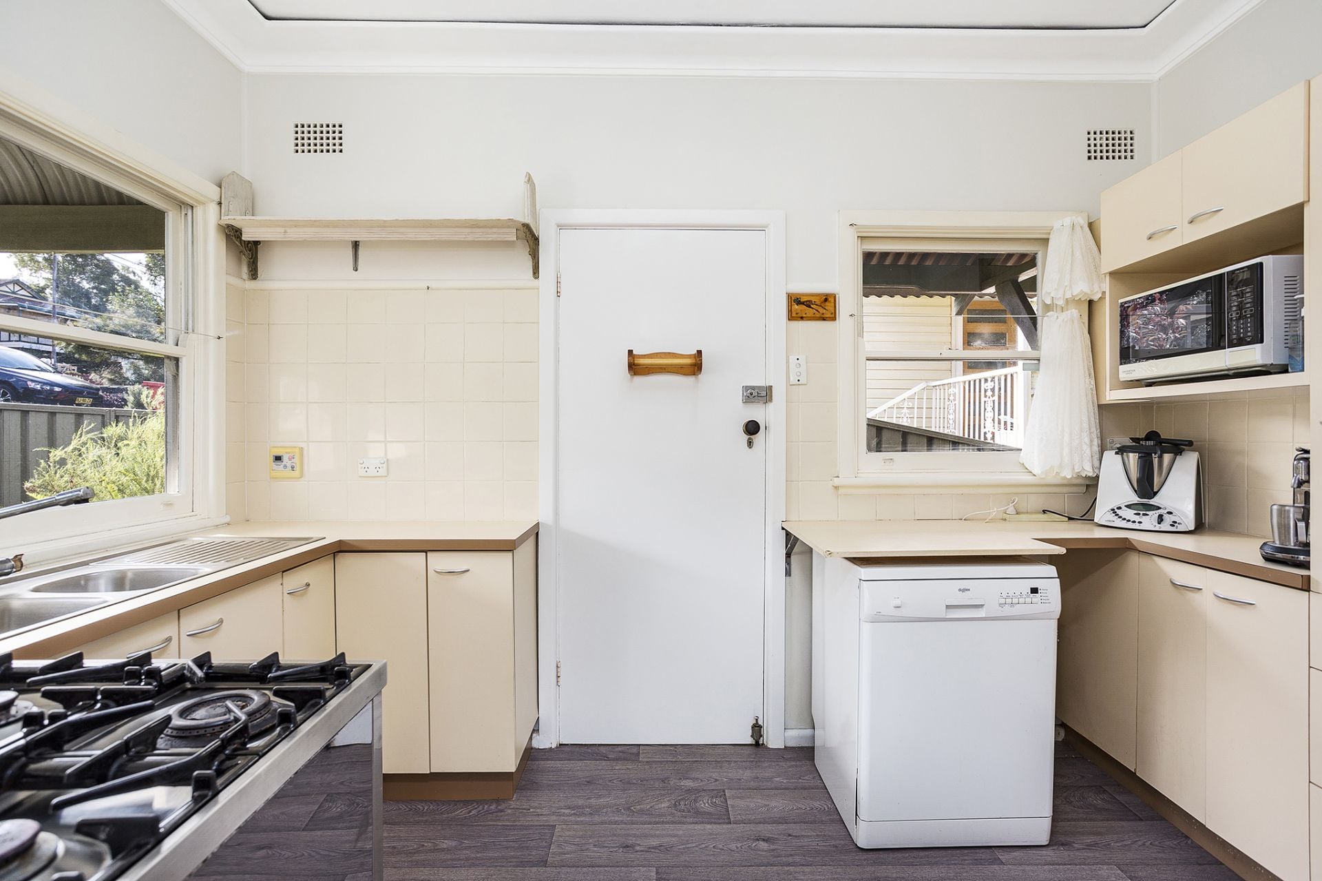 54 Novara Crescent Como NSW, Como - Thumbnail 7