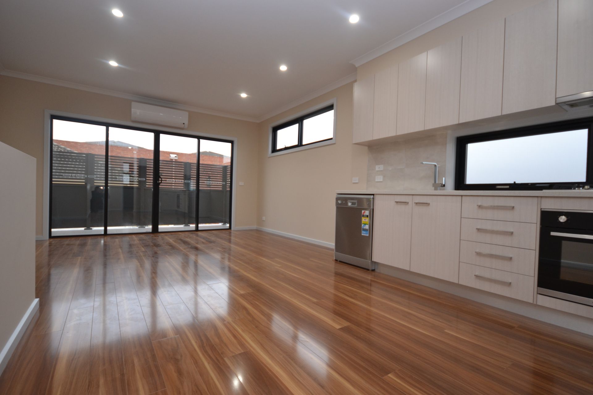 PRESTIGIOUS LIVING IN PRESTON CENTRAL