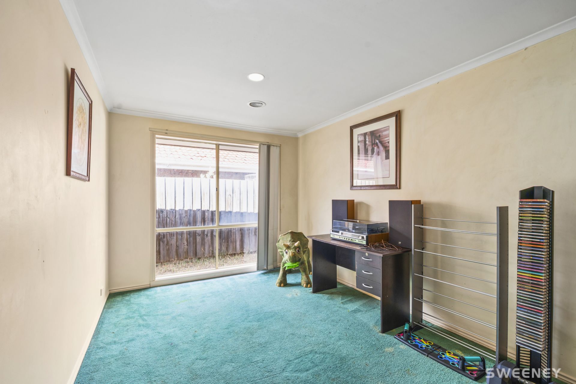 14-16 Oakdene Grove South, Altona Meadows - Thumbnail 4