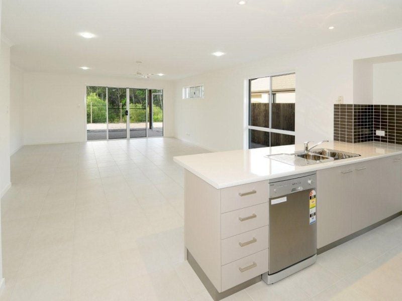 71 Chestwood Crescent SIPPY DOWNS QLD, Sippy Downs - Thumbnail 3