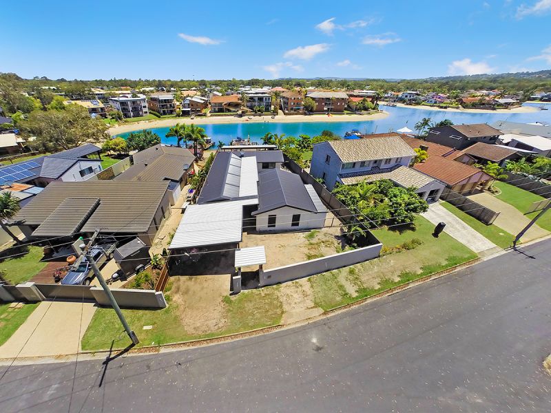 15 Coorumbong Close Mooloolaba QLD, Mooloolaba - Thumbnail 2