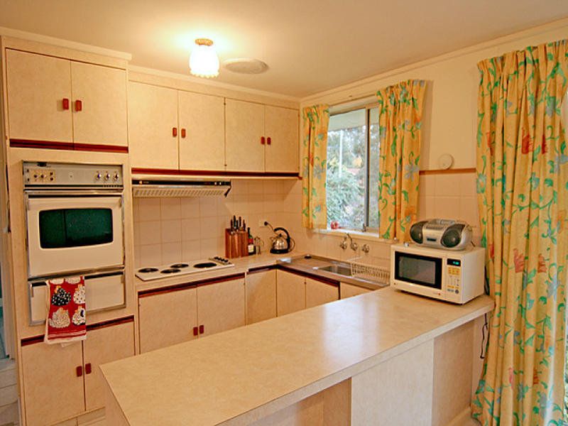 42 McInnes Street, Weston - Thumbnail 3