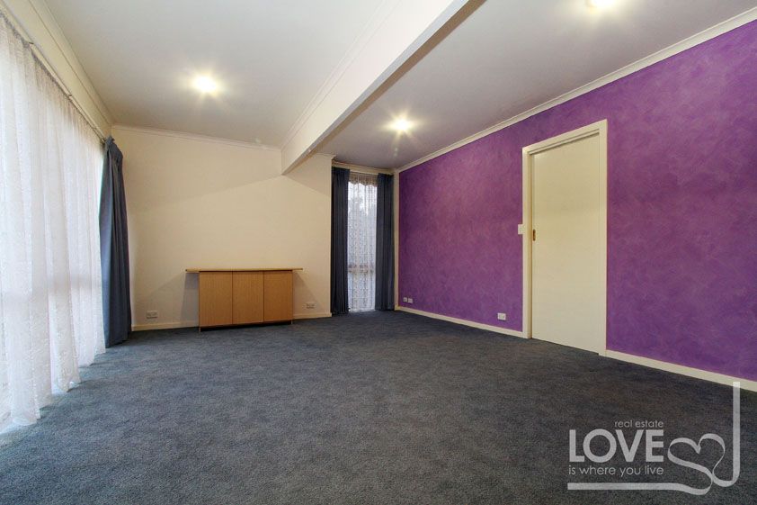 Location + Size = Amazing Family Living