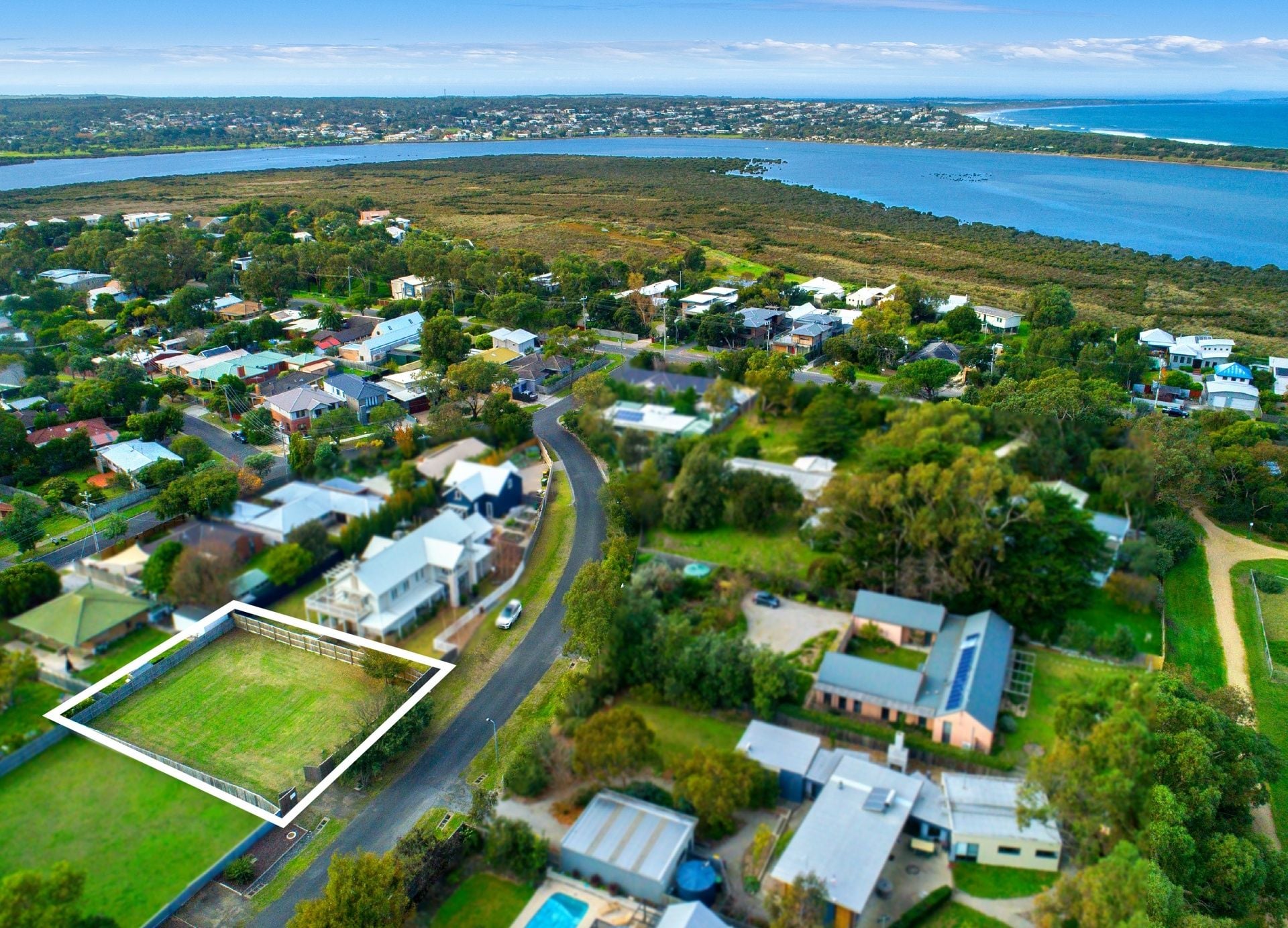 24 Araluen Court Barwon Heads VIC, Barwon Heads - Thumbnail 5