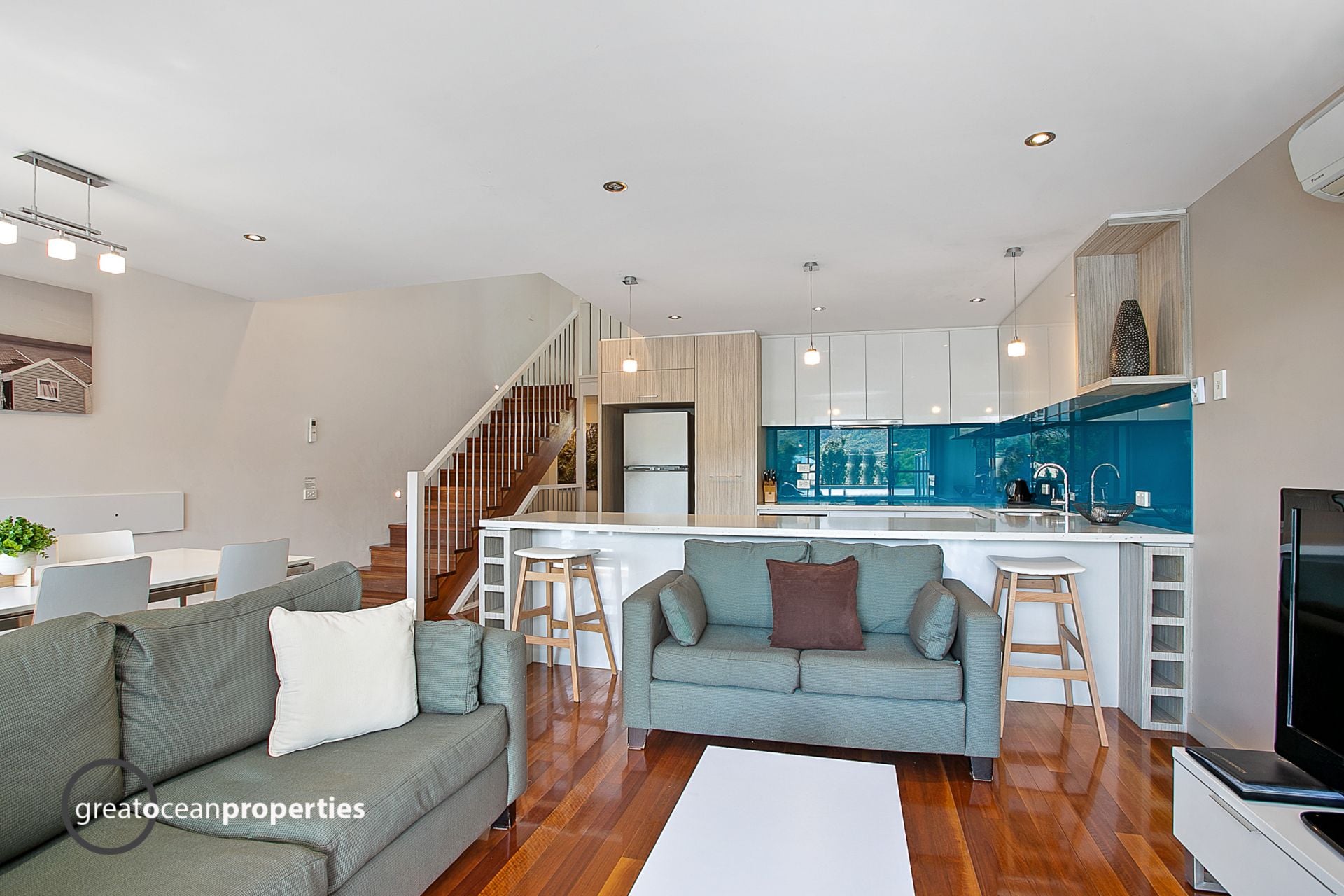 6/62 Pascoe Street, Apollo Bay - Thumbnail 5