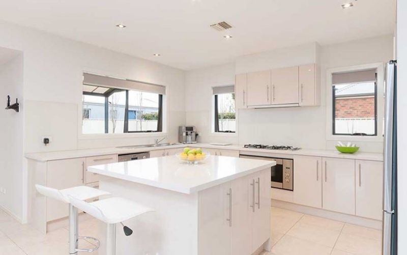 63 The Parkway, Caroline Springs - Thumbnail 4