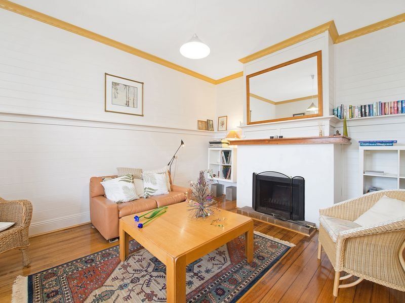 32 Moore Street, Apollo Bay, VIC, Apollo Bay - Thumbnail 2