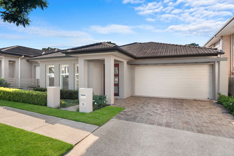 Real Estate For Sale 11 Grandiflora Street Rouse Hill , NSW